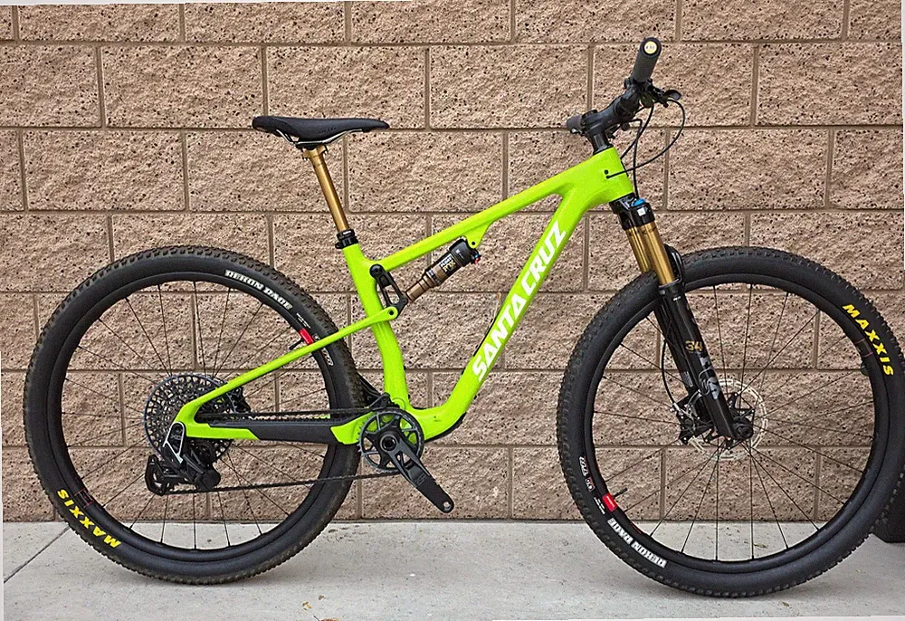 2024 Santa Cruz Blur 4 CC 29 GRN XO AXS TR RESERVE 28/XC CARBON WHEELS