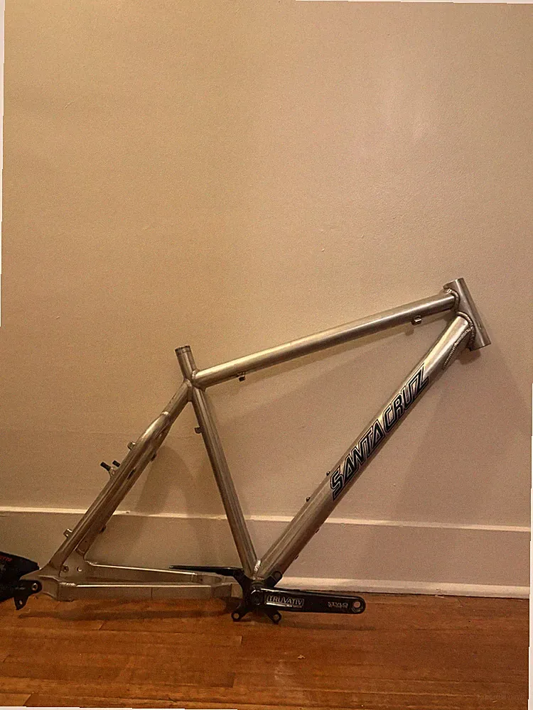 Santa Cruz Chameleon 2012 Hardtail Aluminum Mountain Bike