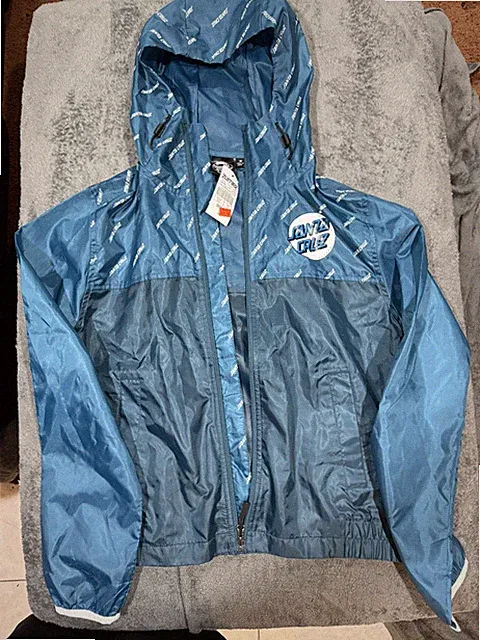 Santa Cruz Strip Storm Blocked FZ JKT BLU Jacket Zumiez kids size M. NWT