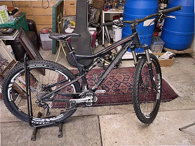 Santa Cruz Tallboy Carbon 29" Mountain Bike Shimano Deore XT ENVE Carbon Wheels